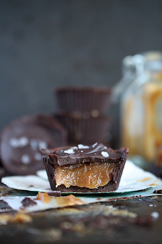 Healthy {Date Free} Salted Dark Chocolate Peanut BUtter Caramels - Gluten Free - Dairy Free - Refined Sugar Free - Low Carb - Vegan - Keto - Paleo Friendly - www.betterwithcake.com