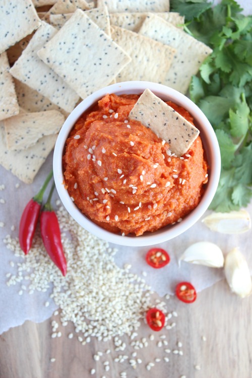 Roasted Garlic and Red Pepper Hummus