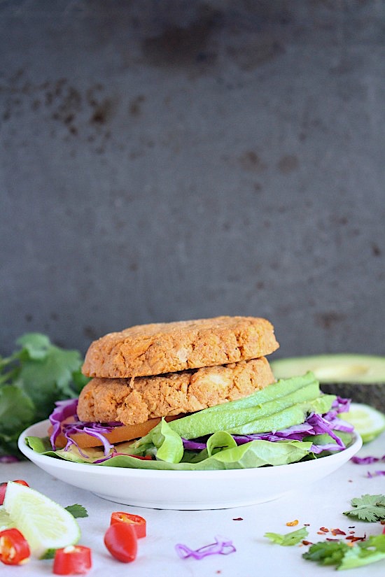 15 minute Smoked Paprika and Lime Salmon Burgers {Low Carb - Gluten Free - Dairy Free - Keto - Paleo} - www.betterwithcake.com