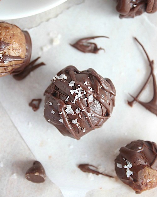 Deliciously Simple, Healthy, Homemade Dark Chocolate Coated Salted Caramels {Gluten Free & Paleo Friendly} - www.betterwithcake.com