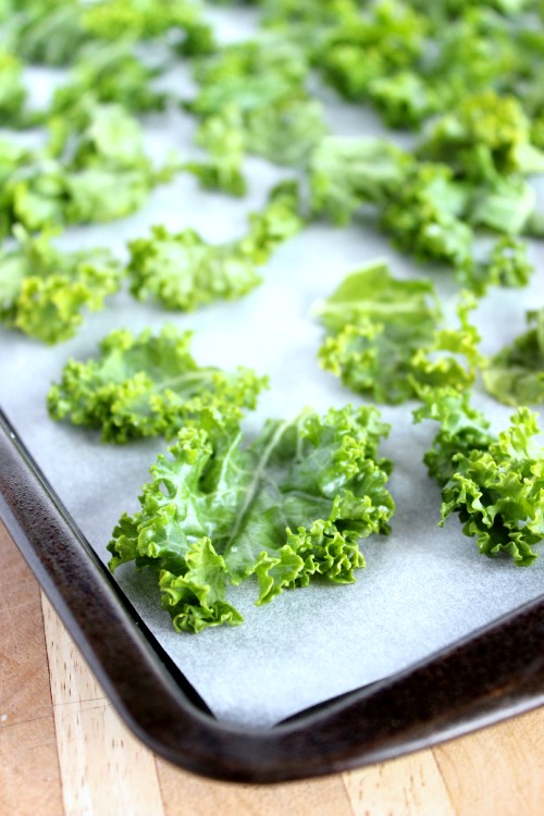 Oven Baked Kale Chips