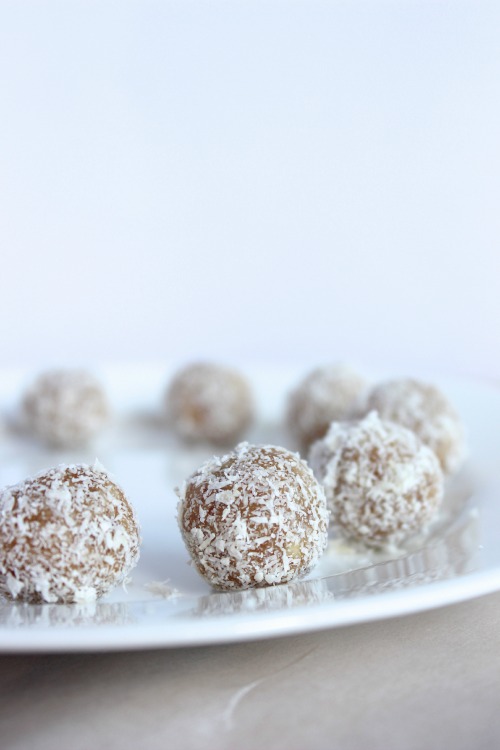 All Natural Salted Caramel Coconut Bliss Bites