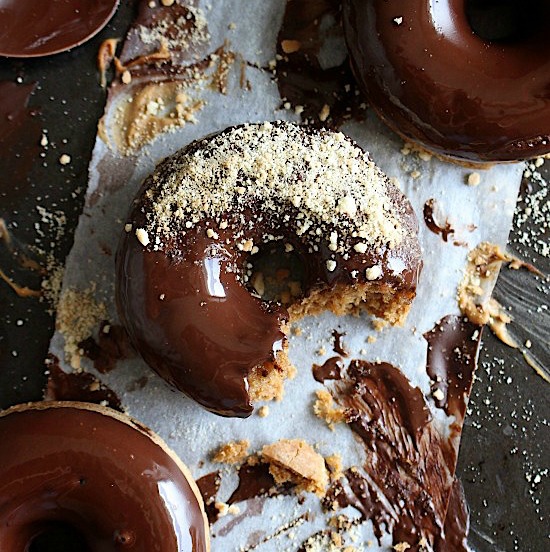 {Baked – Grain Free} Chocolate Glazed Snickerdoodle Donuts