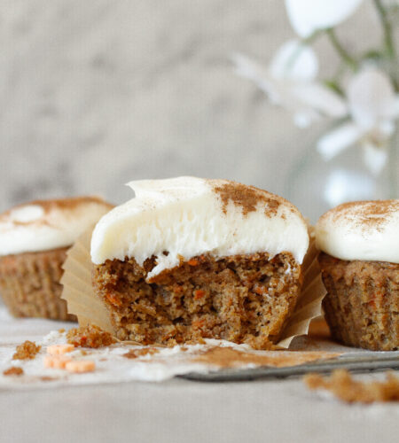 One Bowl Spiced Carrot Cake Muffins