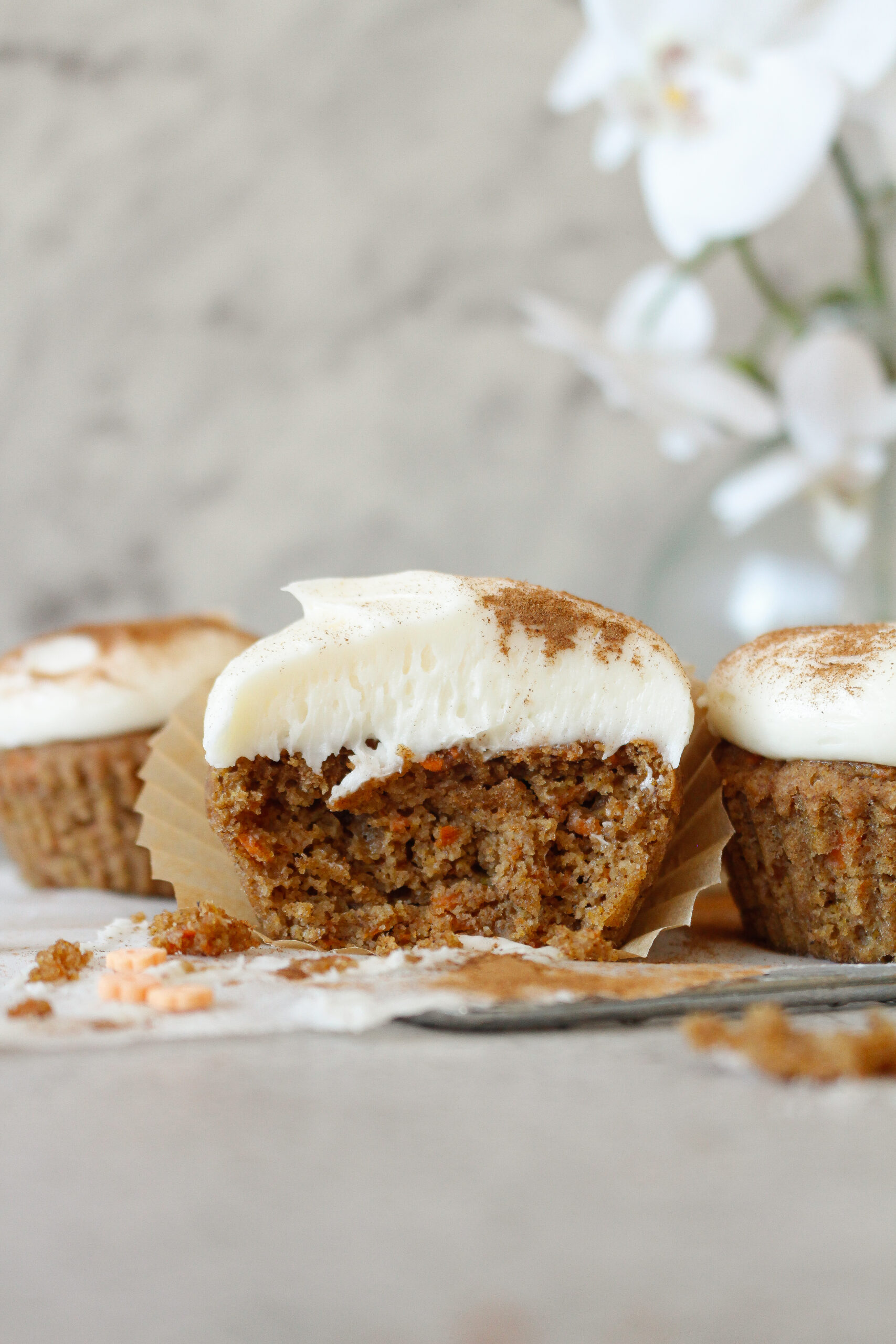One Bowl Spiced Carrot Cake Muffins